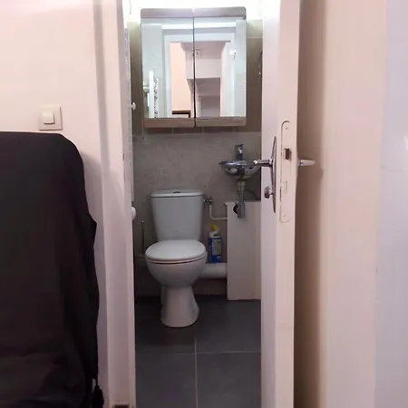Le 4 Apartment